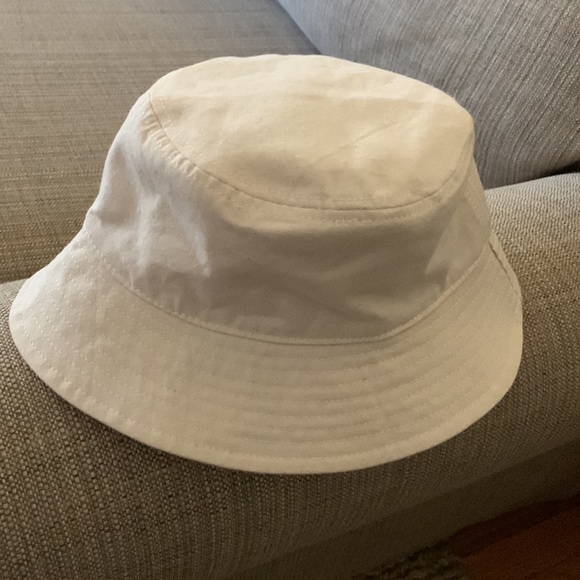 Madewell Bucket Hat - Picture 2 of 3
